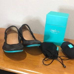 Tieks Black Leather Ballet Flats with Bix and Two Included Pouches. EUC